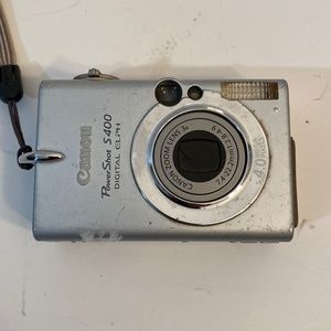 Canon Powershot Digital ELPH, s400, comes with SD card, needs battery, as is